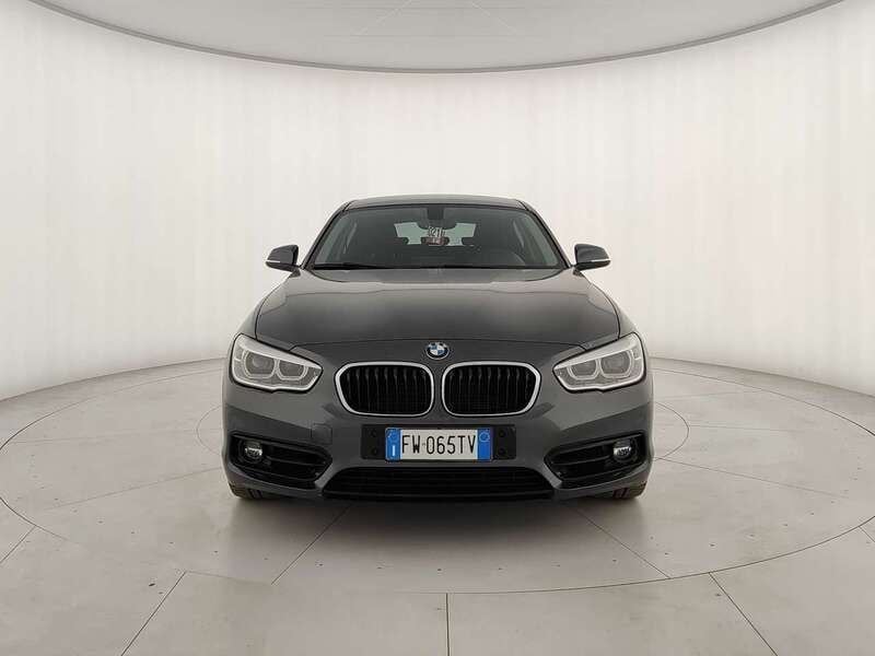 Usata BMW 118 Sport Line 150 CV (110 kW) 2017 Grigio Utilitaria