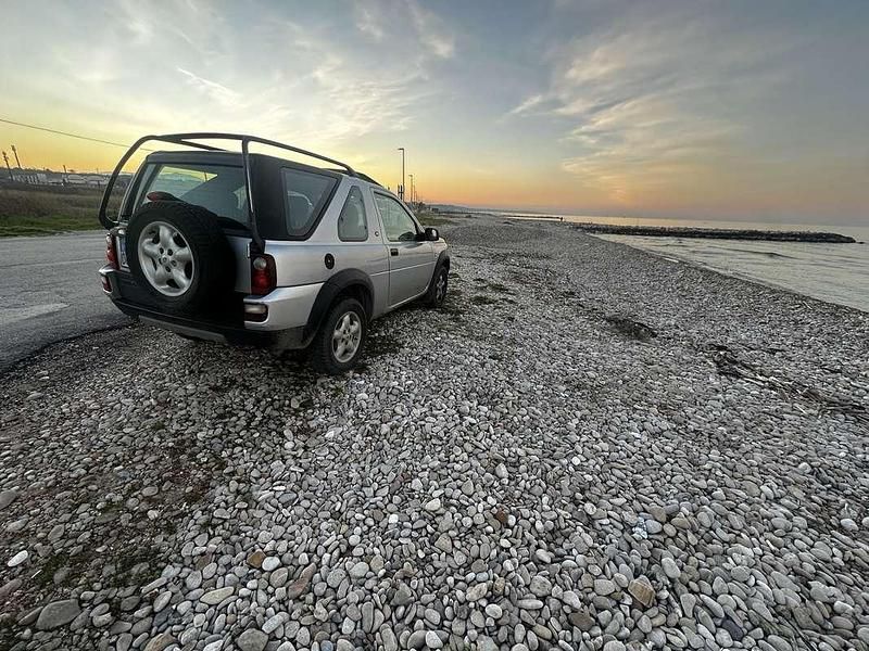 Usata Land Rover Freelander 2 111 CV (81 kW) 2006 Grigio SUV