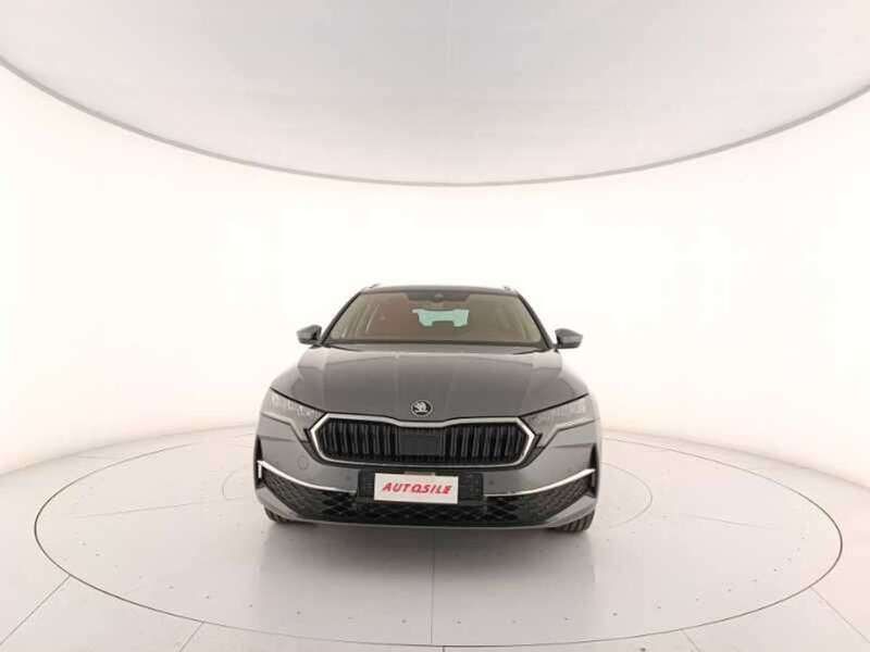 Usata Skoda Octavia Executive 150 CV (110 kW) 2024 Nero Station wagon