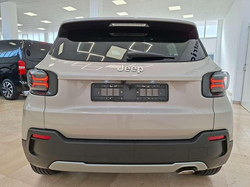 Usata Jeep Avenger Summit 101 CV (74 kW) 2025 Stone SUV