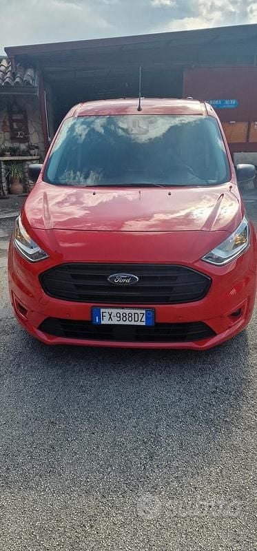 Usata Ford Transit Connect Trend 119 CV (87 kW) 2019 Rosso Monovolume