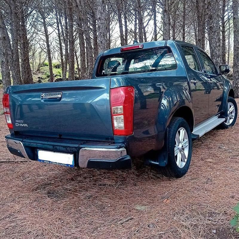 Usata Isuzu Pick up 2018 Grigio Pick-up