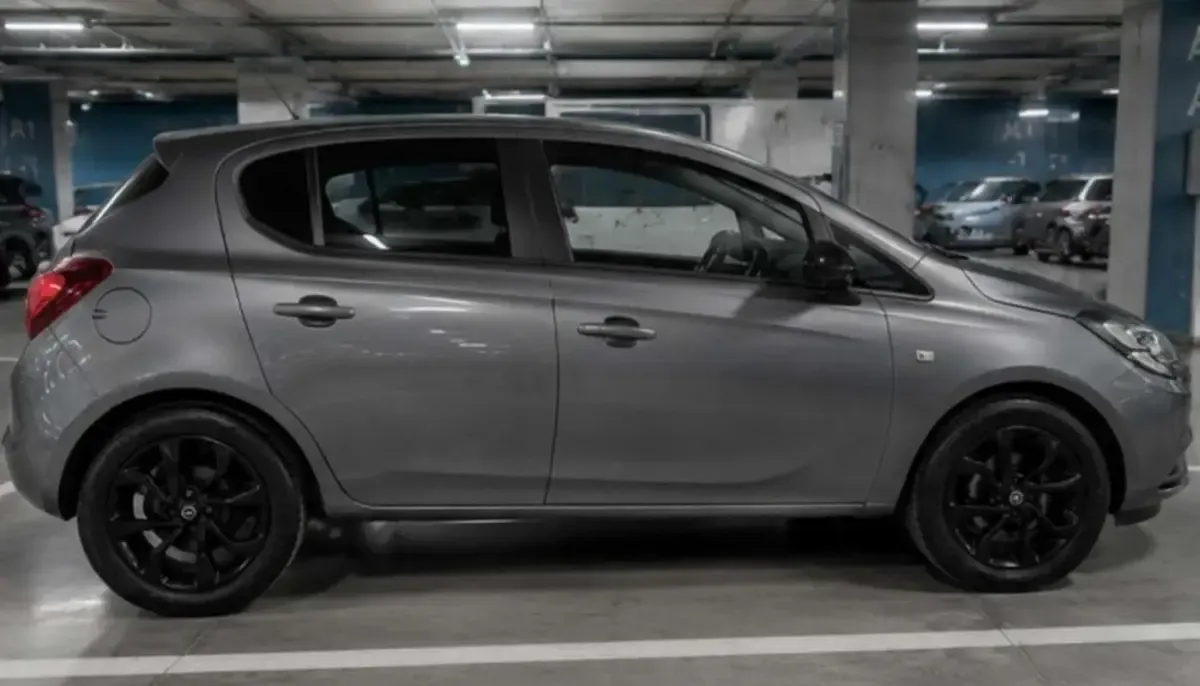 Usata Opel Corsa 90 CV (66 kW) 2016 Grigio Utilitaria