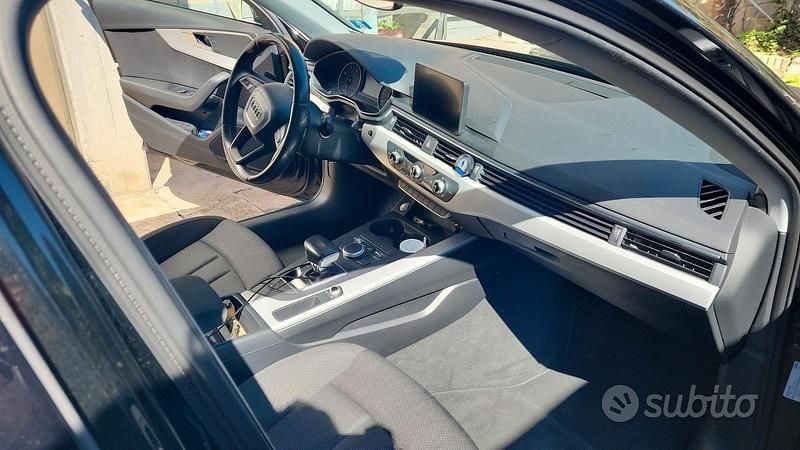 Usata Audi A4 Business 150 CV (110 kW) 2016 Nero Station wagon