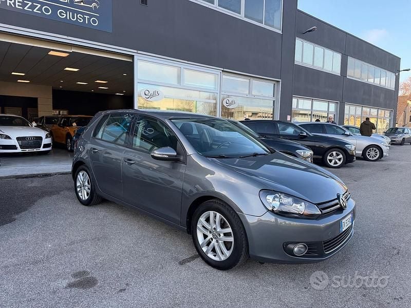 Usata VW Golf VI Highline 122 CV (89 kW) 2009 Grigio Utilitaria