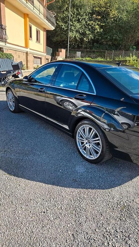 Usata Mercedes S320 235 CV (172 kW) 2008 Nero Berlina