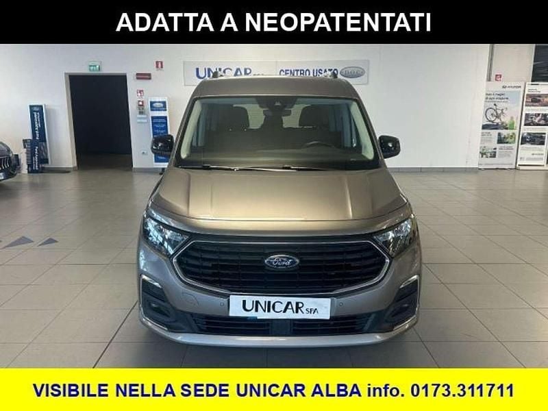 Usata Ford Tourneo Connect Titanium 102 CV (75 kW) 2024 Dusky silver Monovolume