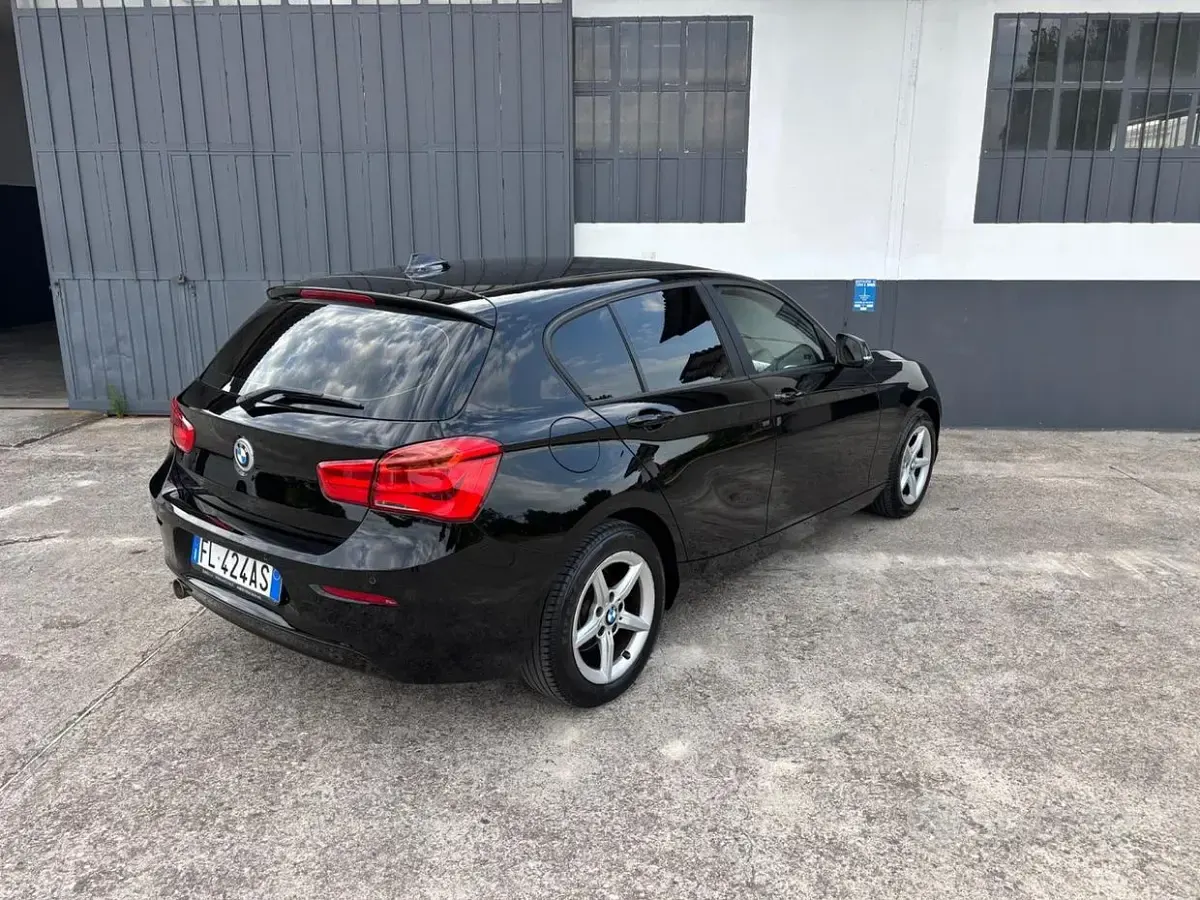 Usata BMW 116 116 CV (85 kW) 2017 Nero Utilitaria