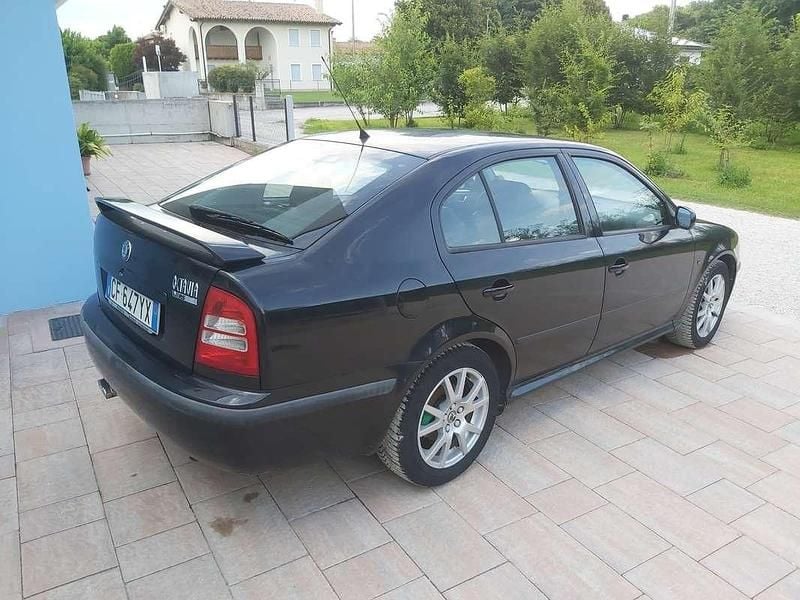 Usata Skoda Octavia RS 179 CV (131 kW) 2004 Berlina