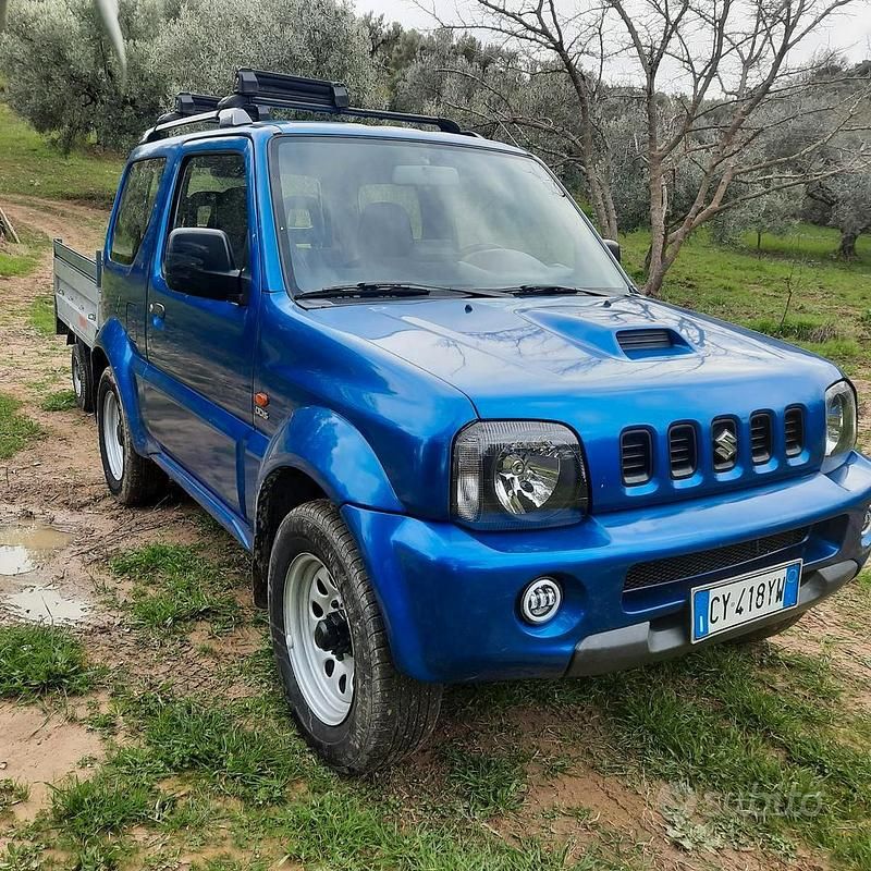 Usata Suzuki Jimny 48 CV (35 kW) 2005 Blu SUV