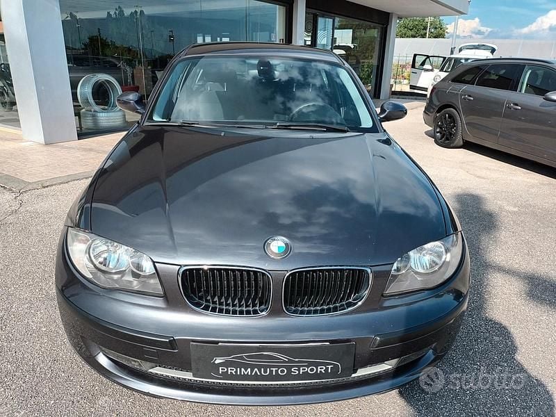 Usata BMW 118 Comfort Edition 143 CV (105 kW) 2008 Grigio Utilitaria