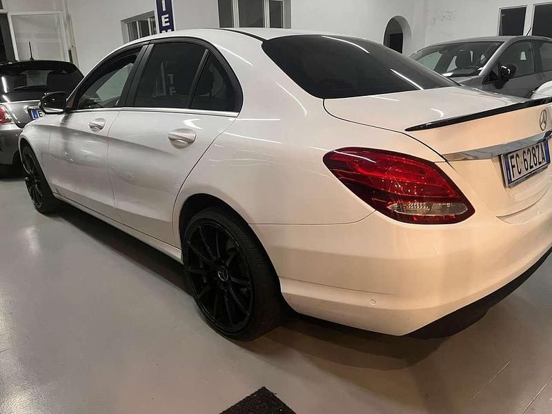 Usata Mercedes C180 116 CV (85 kW) 2015 Bianco Berlina