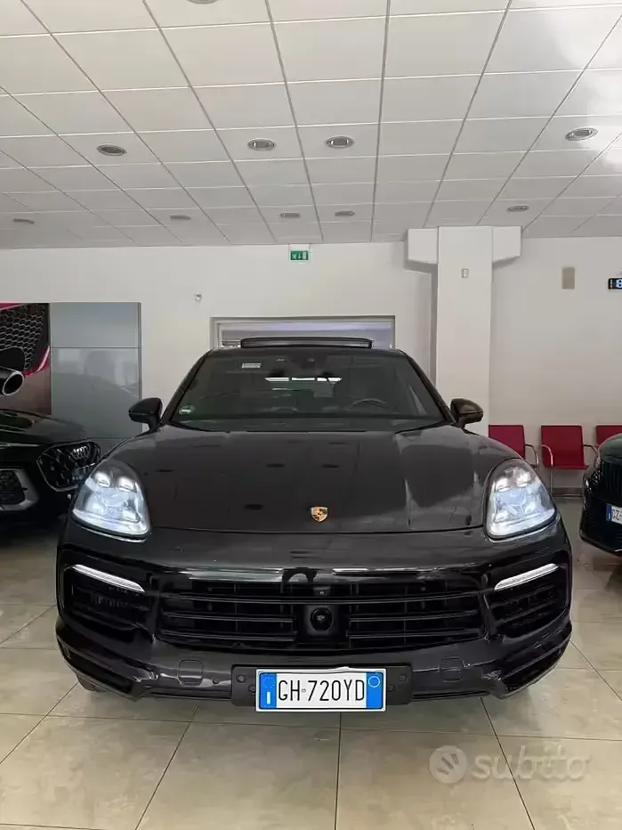 Usata Porsche Cayenne 340 CV (250 kW) 2018 Nero SUV