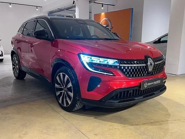 Usata Renault Austral Techno 130 CV (95 kW) 2023 Rosso SUV