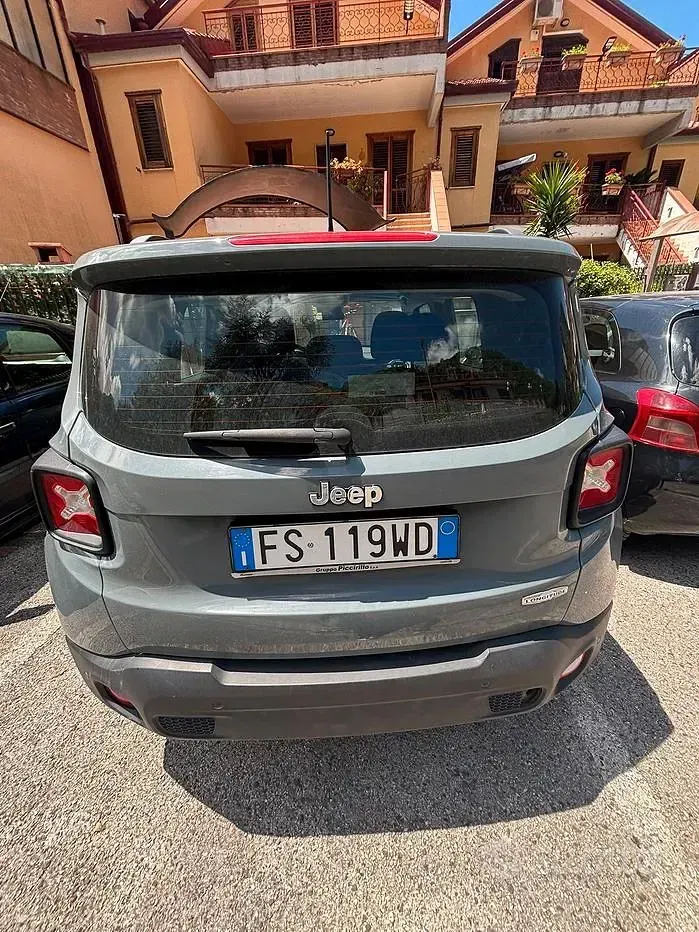 Usata Jeep Renegade Longitude 120 CV (88 kW) 2018 Verde SUV