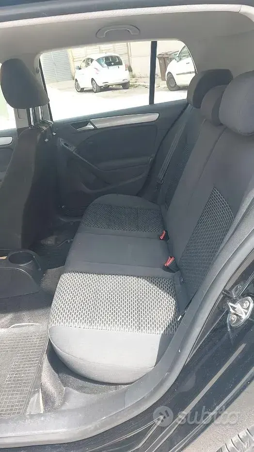 Usata VW Golf VII 105 CV (77 kW) 2012 Nero Berlina