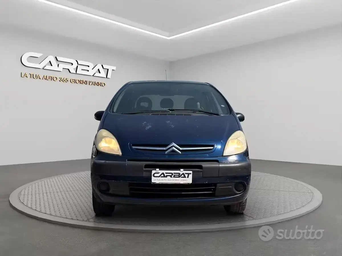 Usata Citroën Xsara Picasso 109 CV (80 kW) 2006 Bluazzurro Monovolume