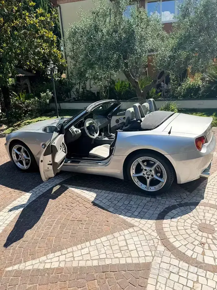 Usata BMW Z4 192 CV (141 kW) 2003 Grigio Cabrio