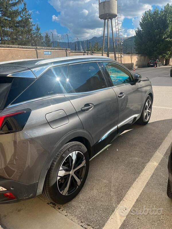 Usata Peugeot 3008 GT-line 131 CV (96 kW) 2020 Grigio SUV