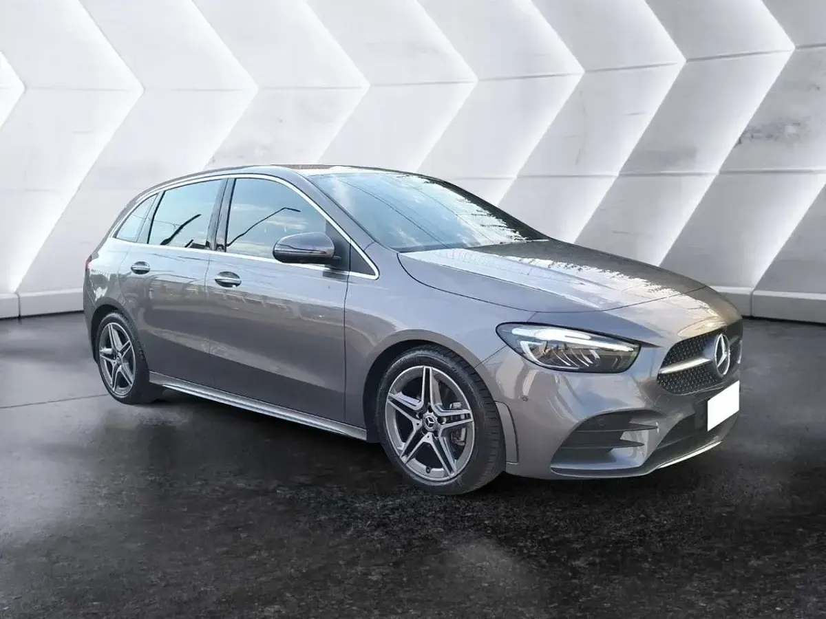 Usata Mercedes B180 AMG line 116 CV (85 kW) 2025 Other Utilitaria