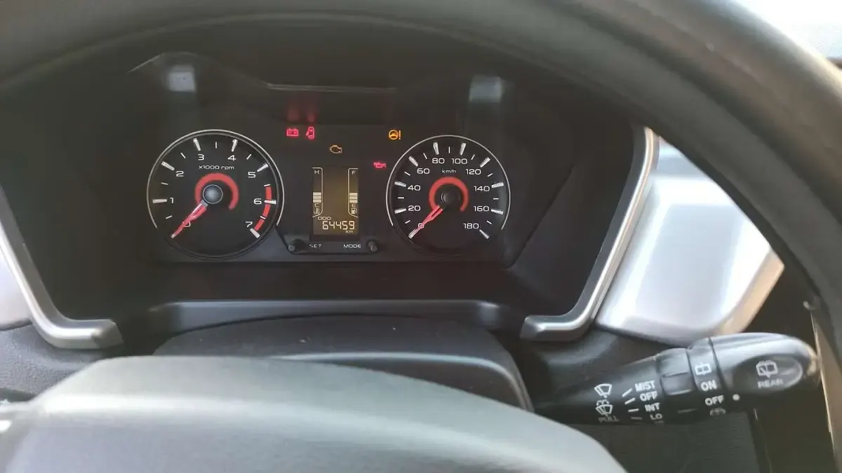 Usata Mahindra KUV100 86 CV (63 kW) 2020 SUV