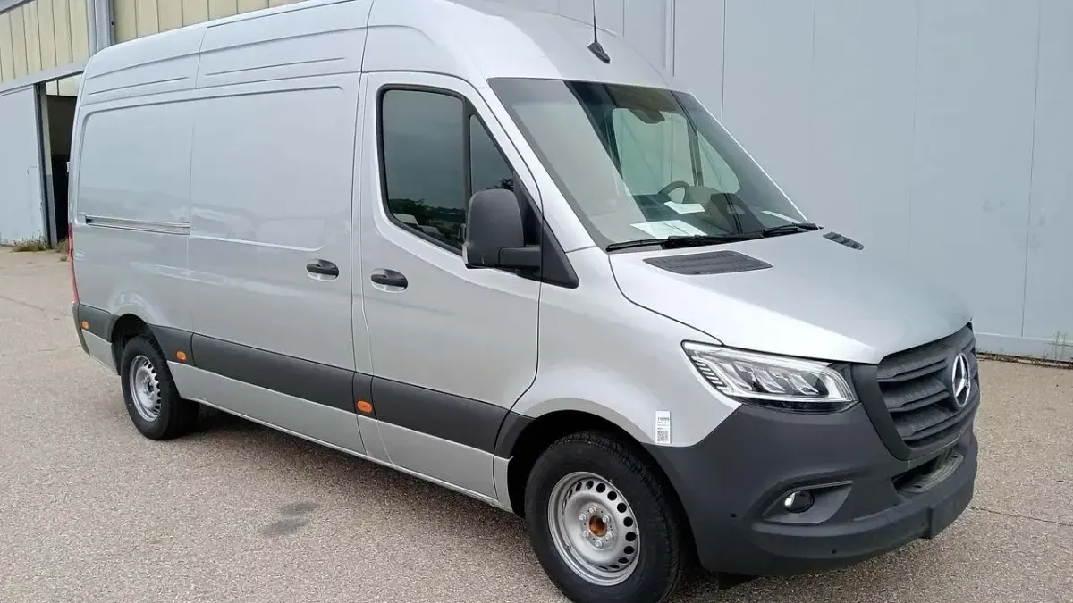 Nuova Mercedes Sprinter 2026 Argento Furgone