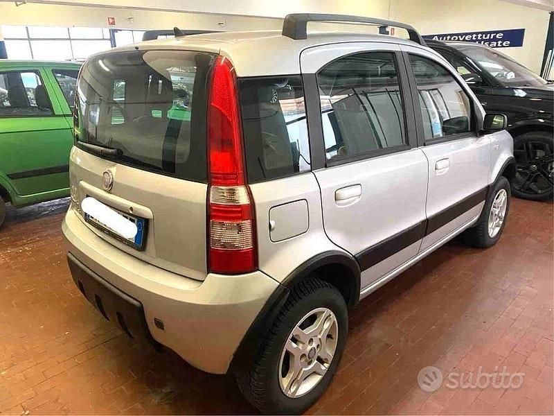 Usata Fiat Panda 4x4 Climbing 60 CV (44 kW) 2008 Grigio Utilitaria