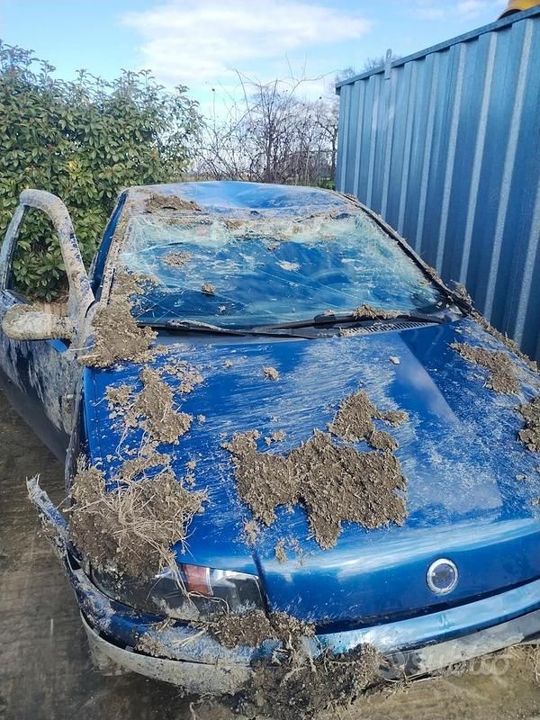 Usata Fiat Punto 2001 Blu Utilitaria