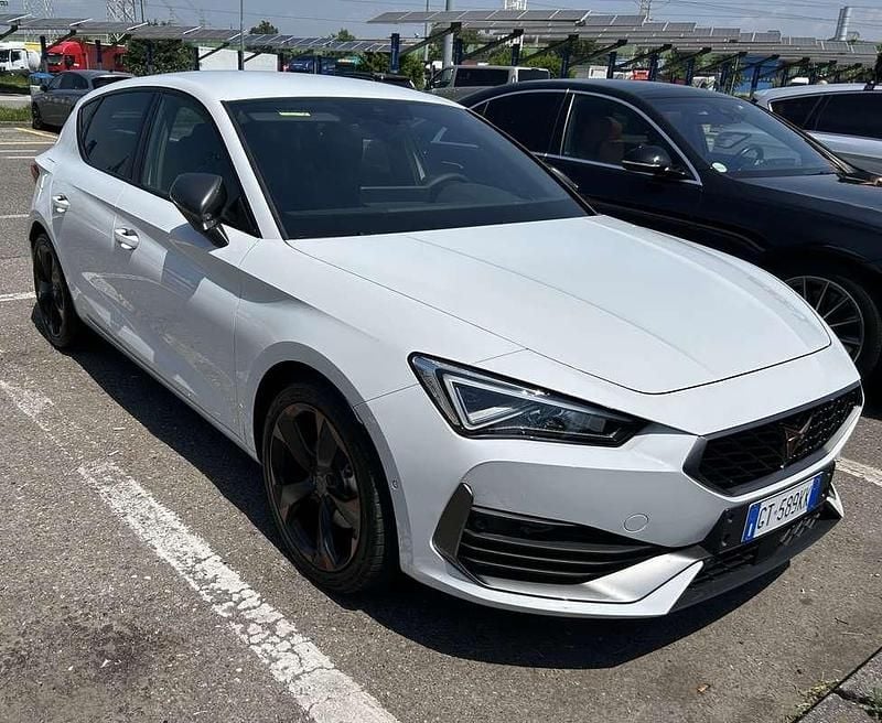 Usata Cupra Leon 150 CV (110 kW) 2024 Berlina