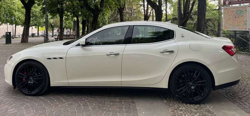 Bianco Usata 2015 Maserati Ghibli Coupé | 32.500 € (Molto cara) - Immagine 1/4