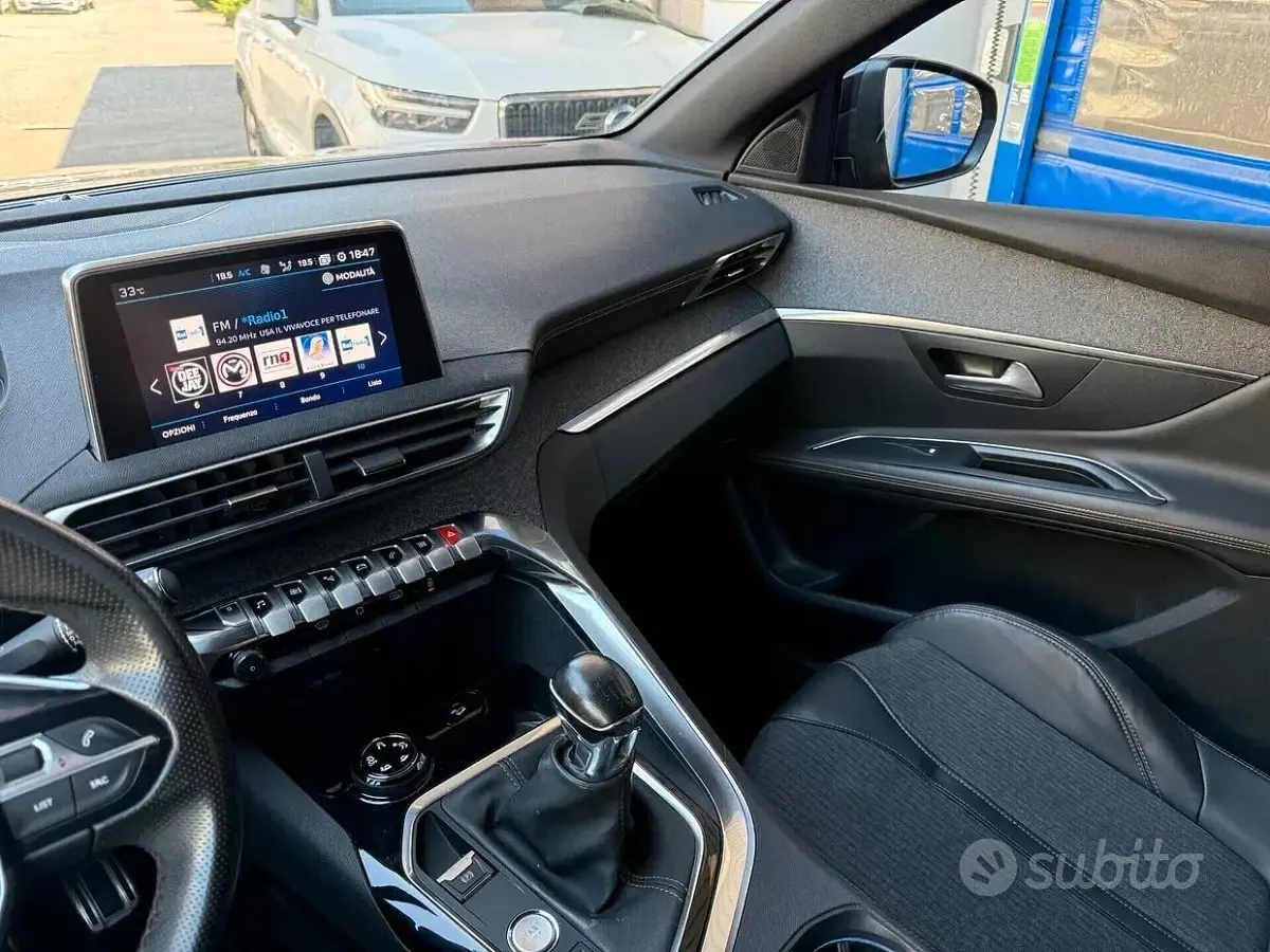 Usata Peugeot 3008 GT-line 150 CV (110 kW) 2017 Rosso SUV