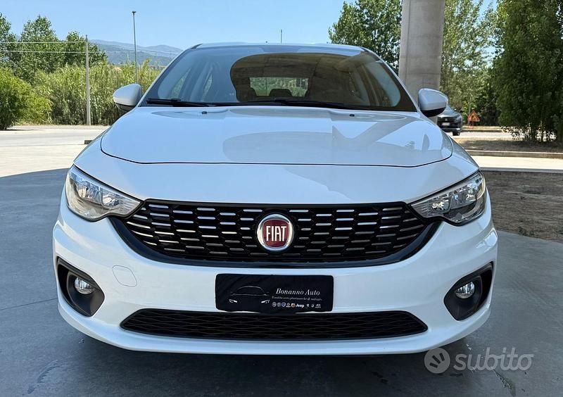 Usata Fiat Tipo 95 CV (69 kW) 2018 Bianco Berlina