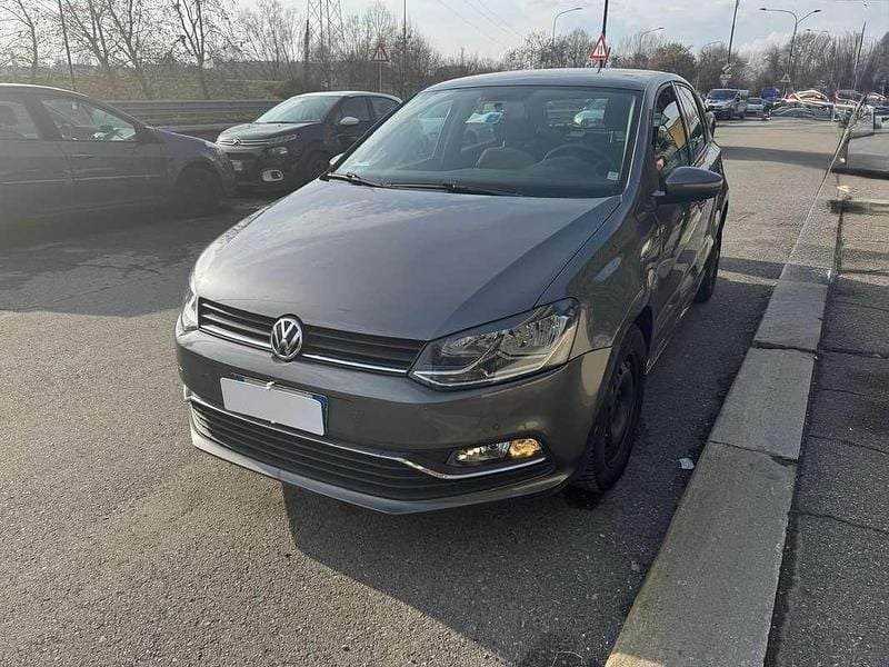 Usata VW Polo Trendline 75 CV (55 kW) 2016 Grigio Berlina