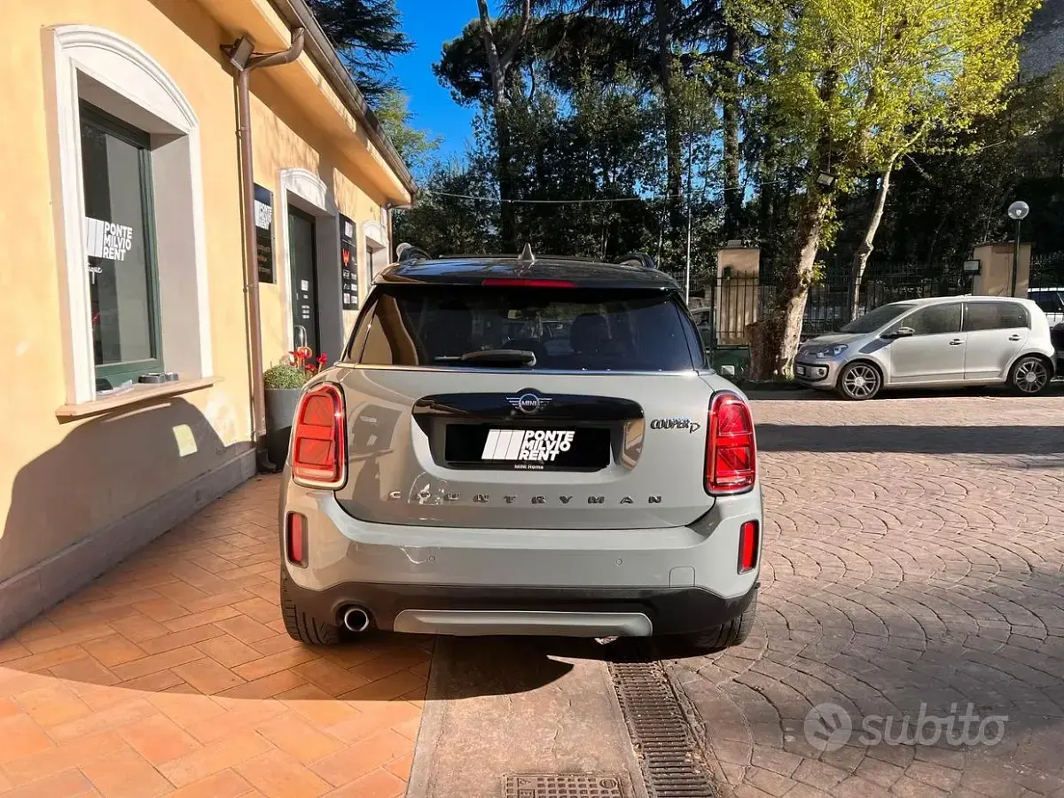 Second-hand Mini Cooper D Countryman 150 CP (110 kW) 2022 Gri SUV
