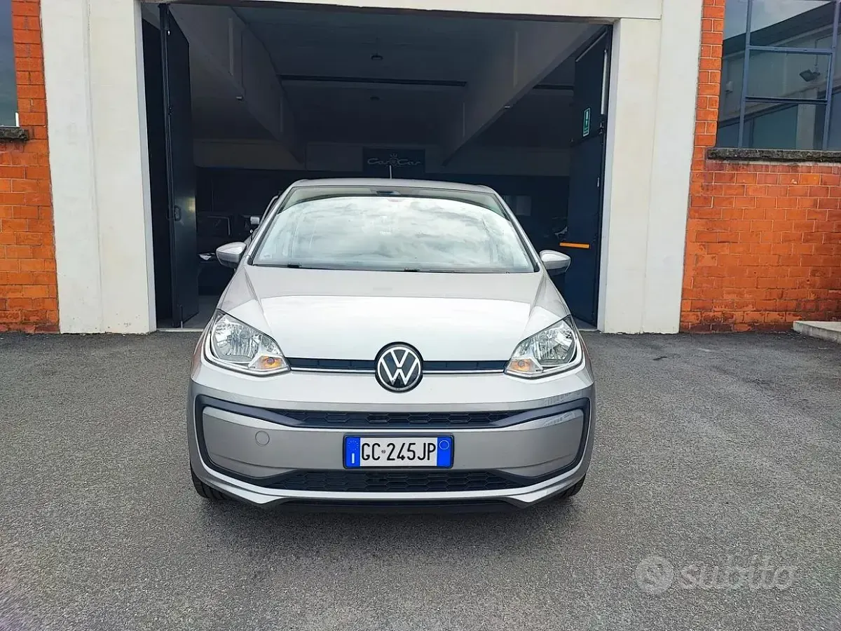 Usata VW up! Sport 60 CV (44 kW) 2020 Grigio Utilitaria