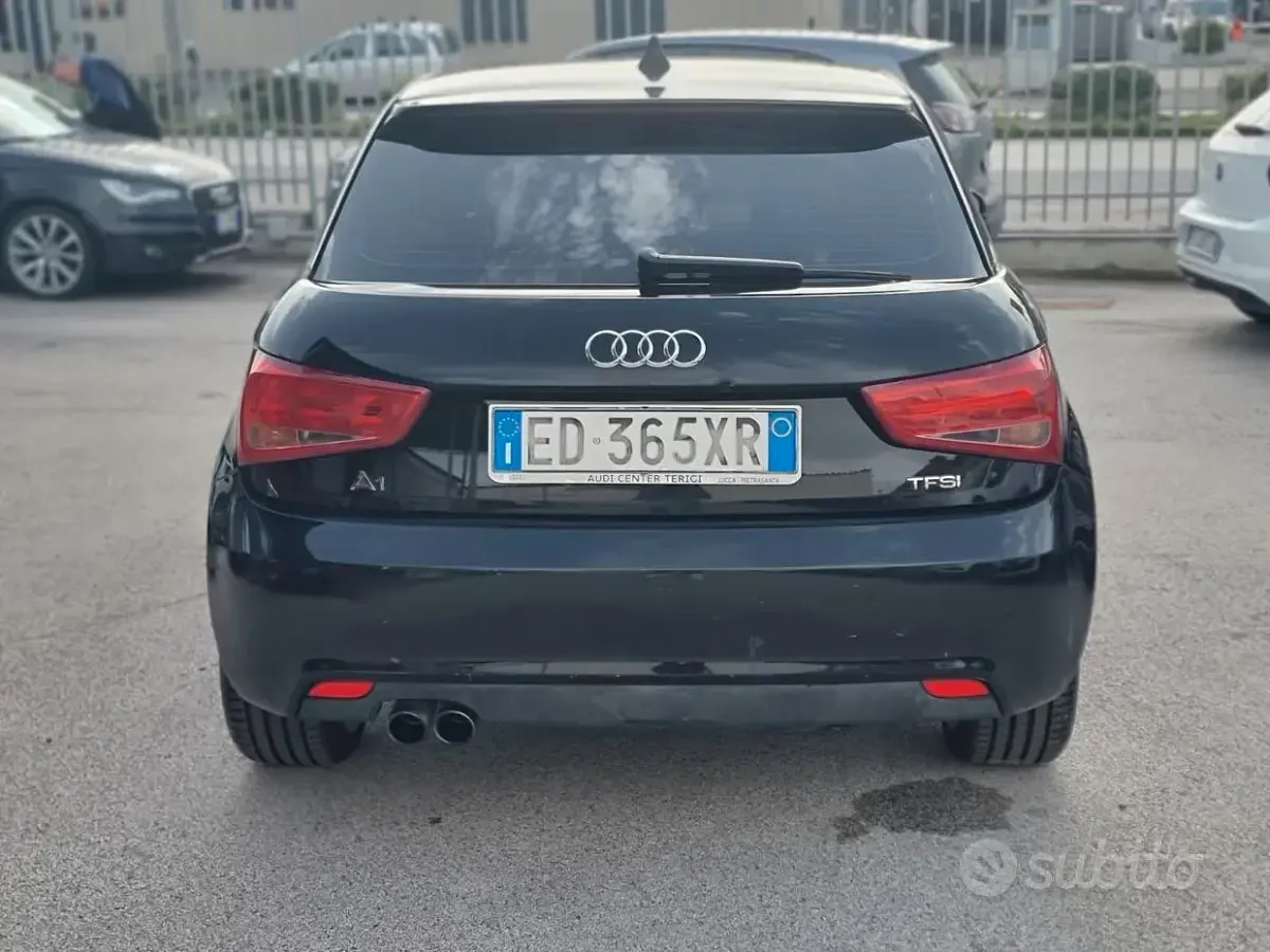 Usata Audi A1 122 CV (89 kW) 2010 Nero Utilitaria
