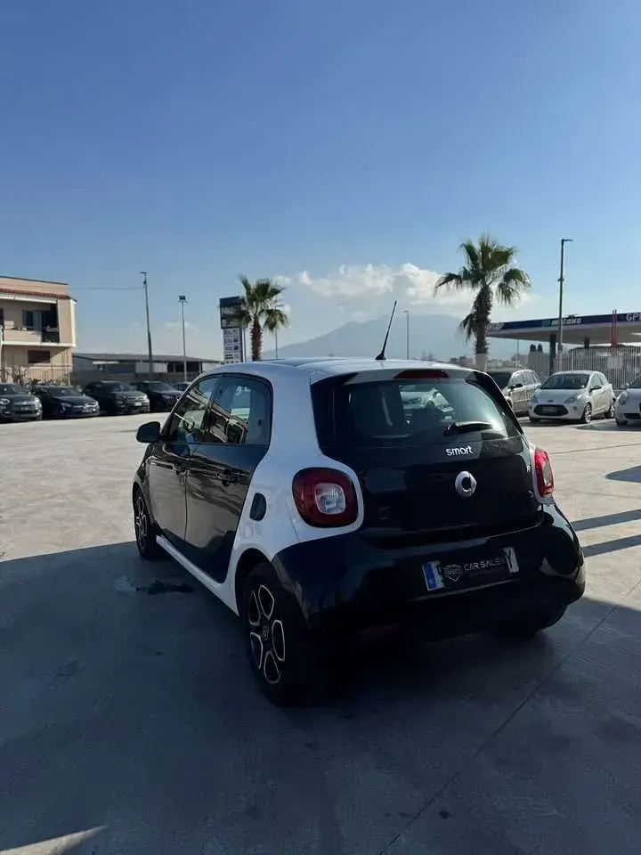 Usata Smart ForFour Electric Drive Passion 41 kW (56 CV) 2021 Other Utilitaria