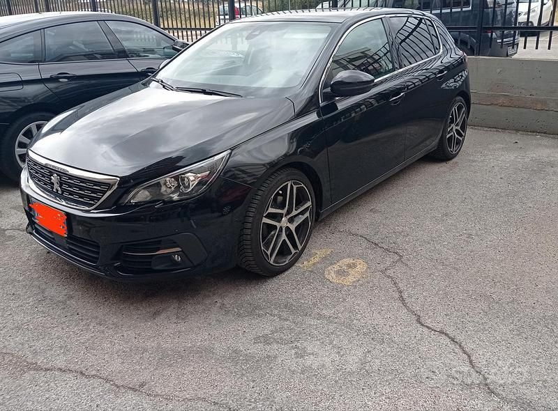 Usata Peugeot 308 Allure 131 CV (96 kW) 2019 Nero Berlina