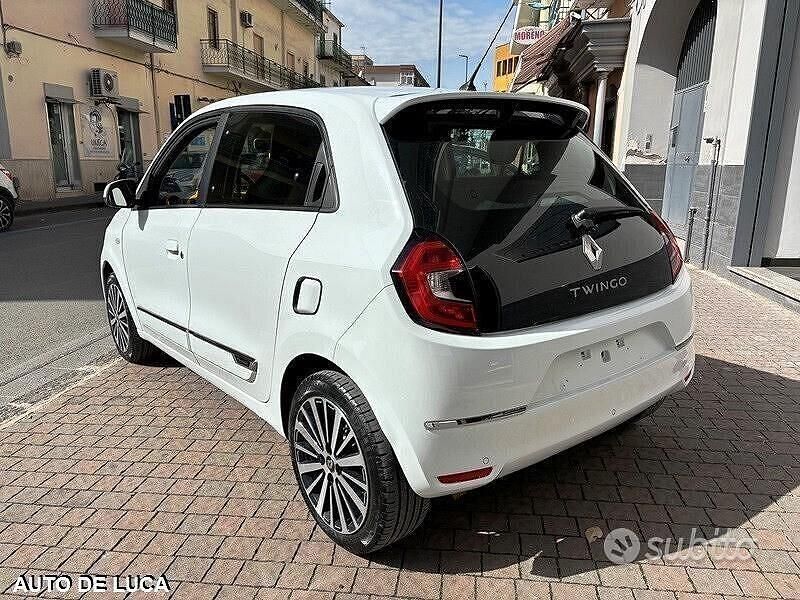 Usata Renault Twingo 70 CV (51 kW) 2021 Nero Utilitaria