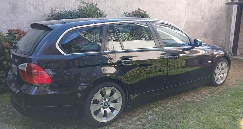 Usata BMW 330 245 CV (180 kW) 2008 Nero Station wagon