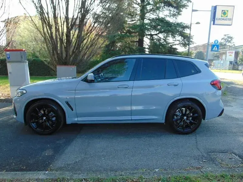 Usata BMW iX3 M Sport 139 kW (190 CV) 2023 Grigio SUV