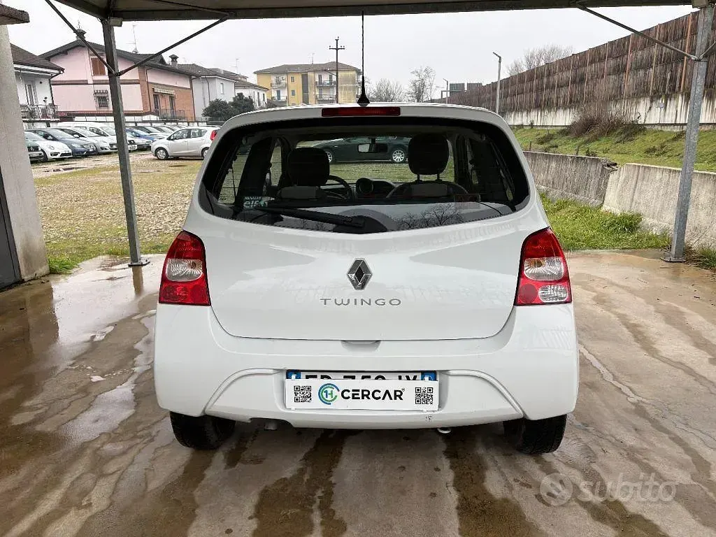 Usata Renault Twingo 75 CV (55 kW) 2010 Bianco Utilitaria