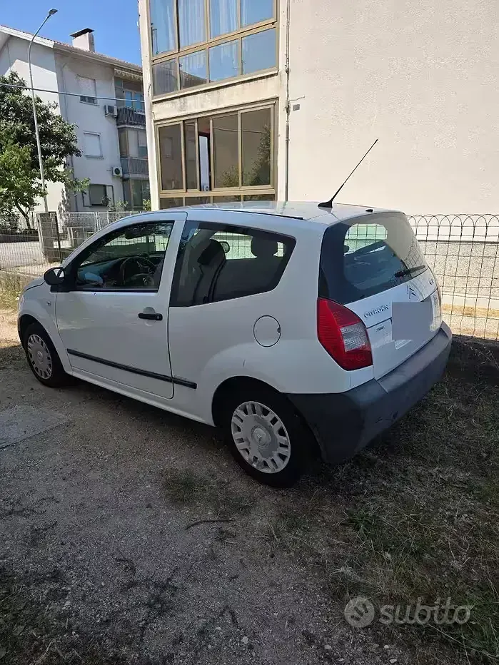 Usata Citroën C2 60 CV (44 kW) 2006 Bluazzurro Utilitaria