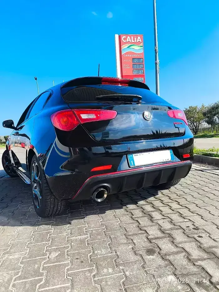 Usata Alfa Romeo Giulietta 120 CV (88 kW) 2017 Utilitaria