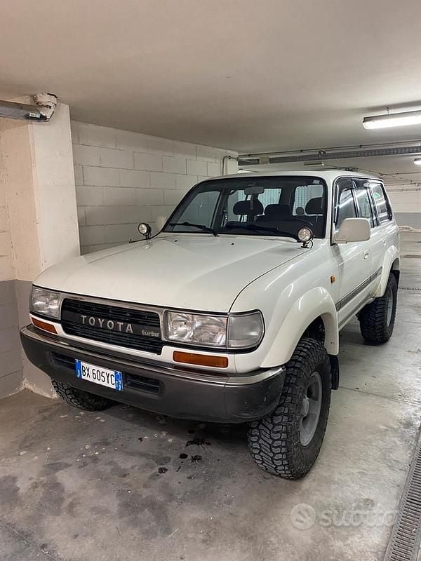 Bianco Usata 1993 Toyota Land Cruiser SUV | 21.900 € - Immagine 1/4