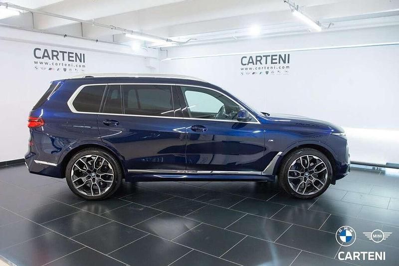 Usata BMW X7 M Sport 352 CV (258 kW) 2025 Blu SUV
