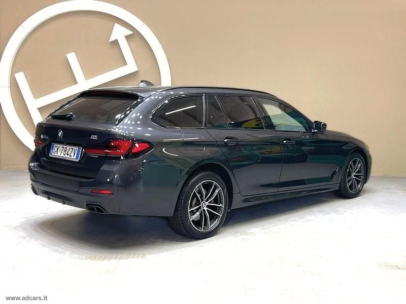 Usata BMW 520 M Sport 190 CV (139 kW) 2022 Grigio Station wagon