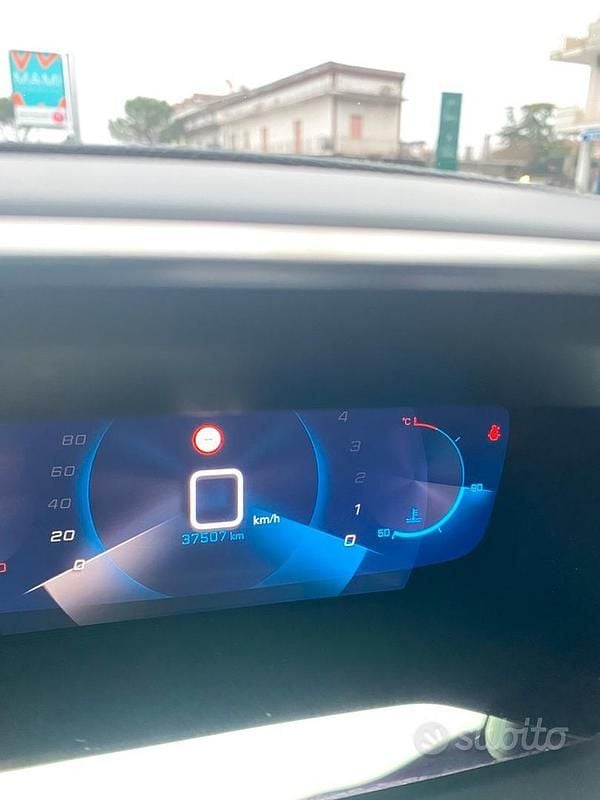 Usata Peugeot 2008 130 CV (95 kW) 2023 SUV