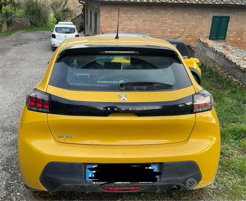 Usata Peugeot 208 82 CV (60 kW) 2021 Utilitaria