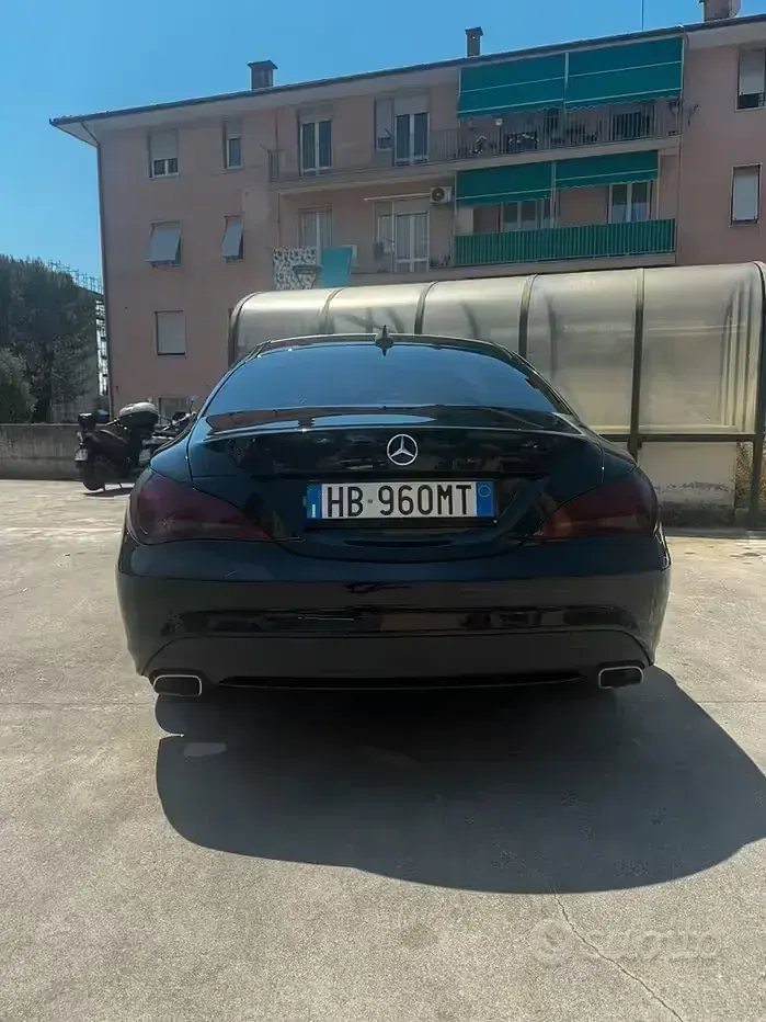 Usata Mercedes 170 170 CV (125 kW) 2013 Nero Berlina